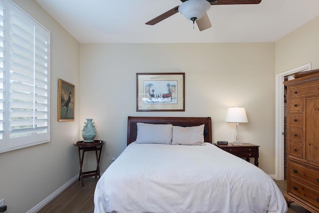 bedroom with ceiling fan