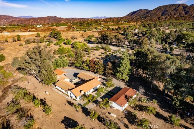 bird's eye view featuring a mountain view