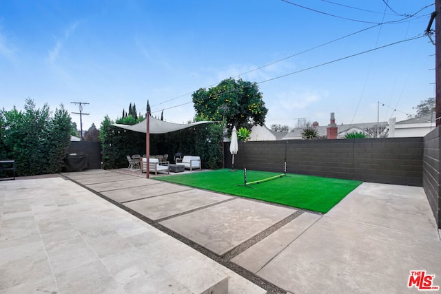 view of patio with an outdoor hangout area