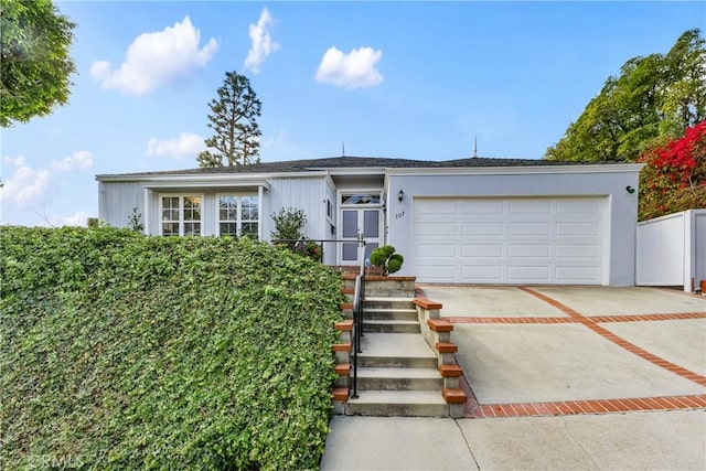 view of front facade with a garage