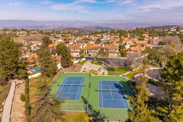 bird's eye view featuring a mountain view