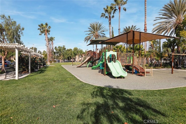 view of jungle gym featuring a lawn