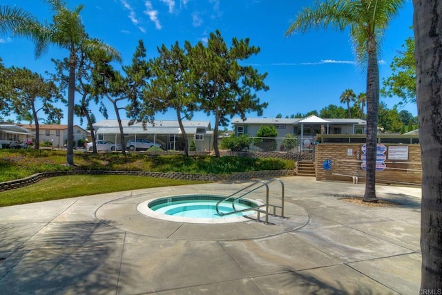 view of pool featuring a community hot tub