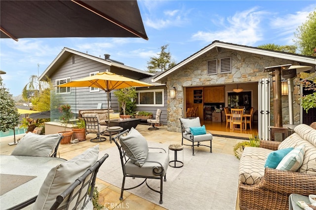 view of patio featuring outdoor lounge area