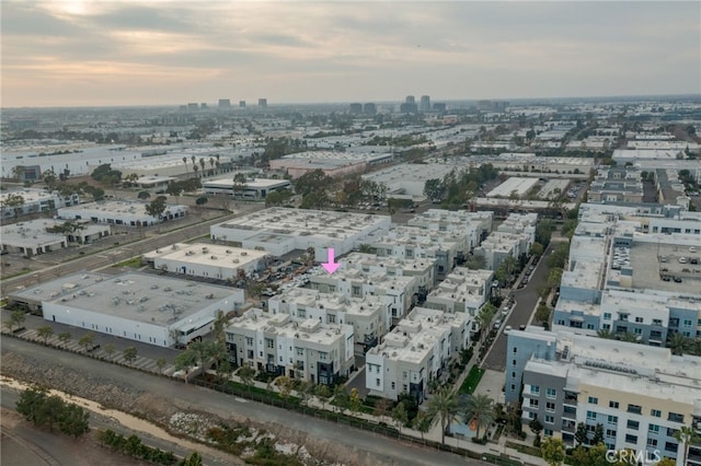 view of aerial view at dusk