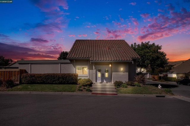 view of front of property