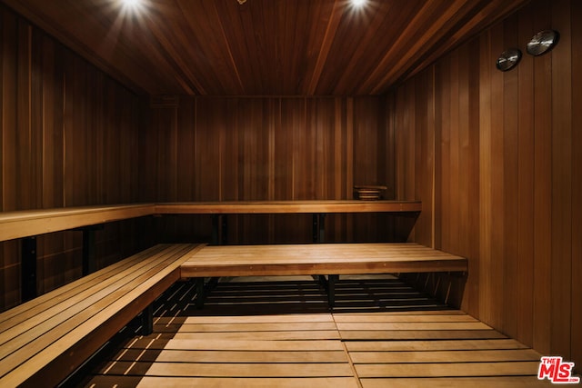 view of sauna / steam room