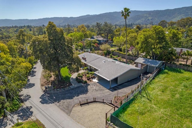 drone / aerial view featuring a mountain view