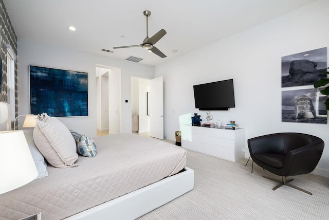 bedroom with ceiling fan