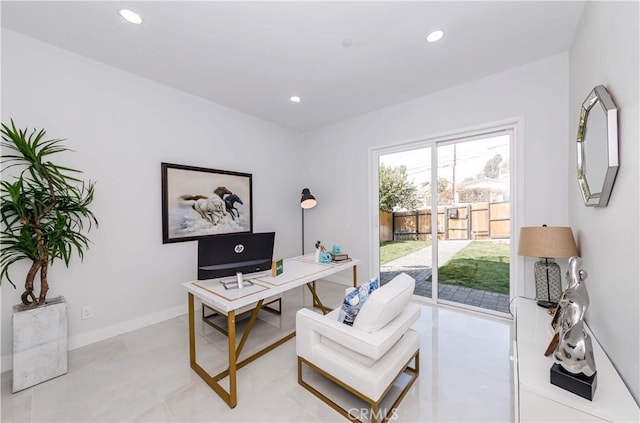 2926 Future St, Los Angeles, CA 90065 - home office with recessed lighting and baseboards