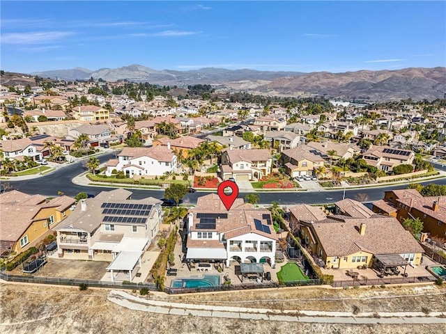 bird's eye view with a mountain view