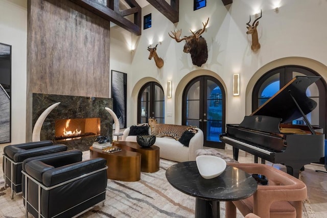 7795 Sendero Angelica, San Diego, CA 92127 - building lobby featuring a towering ceiling