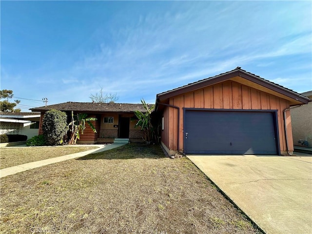 single story home with a garage