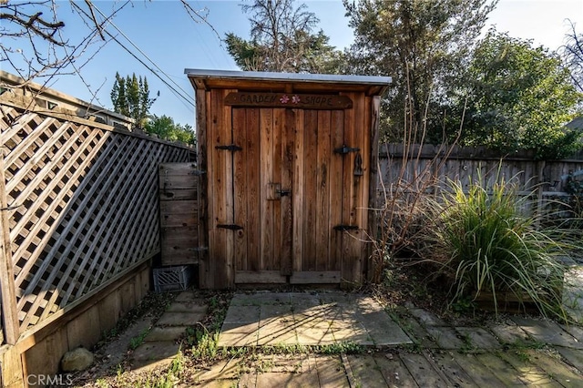 view of outbuilding