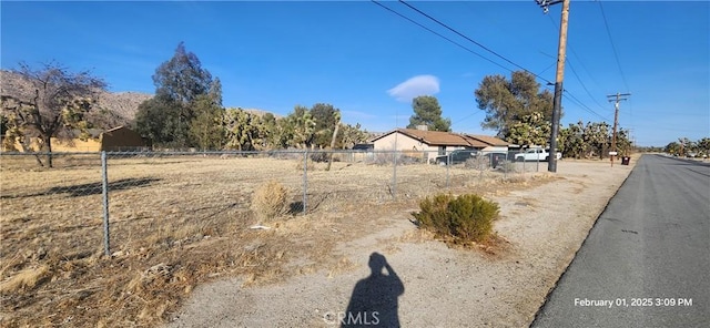 Listing photo 3 for 6969 Grand Ave, Yucca Valley CA 92284