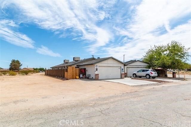 9231 N Loop Blvd, California City, CA 93505 - photo 4