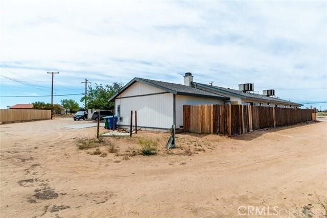 9231 N Loop Blvd, California City, CA 93505 - photo 11