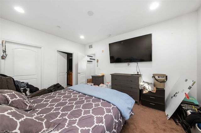 bedroom featuring carpet flooring