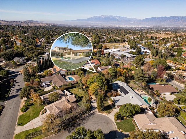 bird's eye view featuring a mountain view