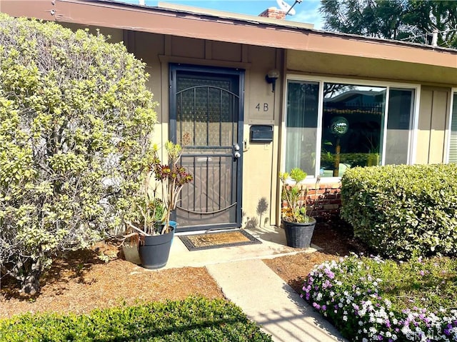 view of entrance to property