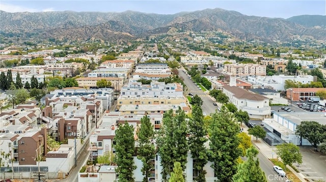 bird's eye view with a mountain view