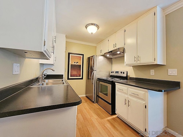 kitchen featuring sink, white cabinets, light hardwood / wood-style floors, stainless steel appliances, and crown molding