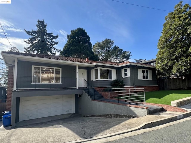 view of front of house featuring a garage