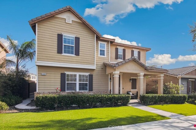 view of front of house with a front yard