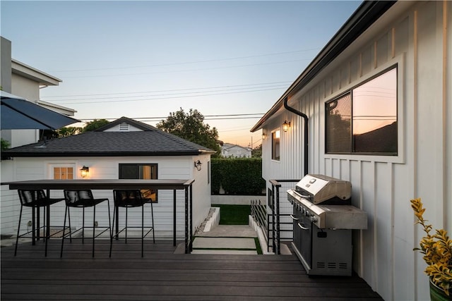 view of deck at dusk