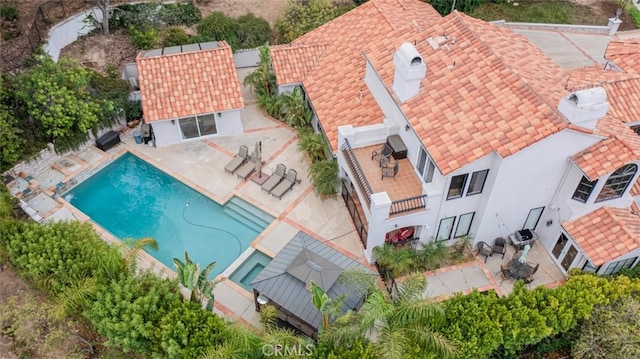 22544 N Summit Ridge Cir, Chatsworth, CA 91311 - view from above of property featuring a pool