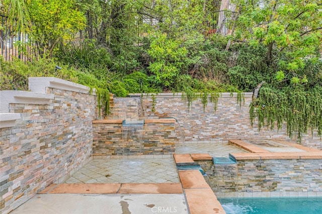 22544 N Summit Ridge Cir, Chatsworth, CA 91311 - view of patio