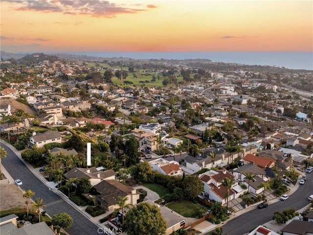 view of aerial view at dusk