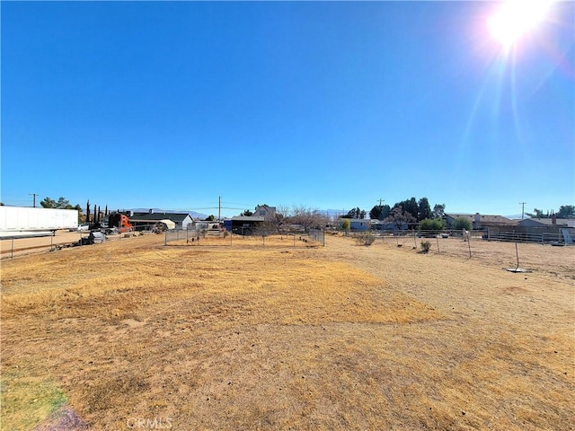 view of yard featuring a rural view