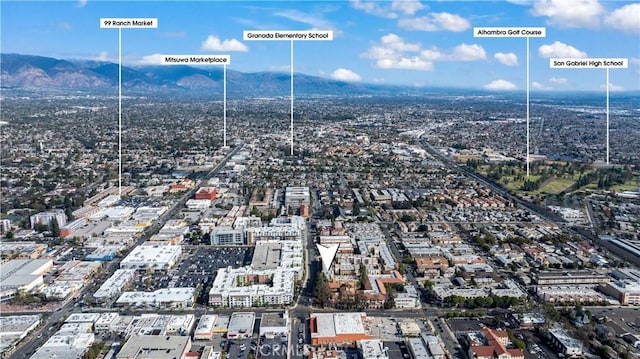 bird's eye view featuring a mountain view