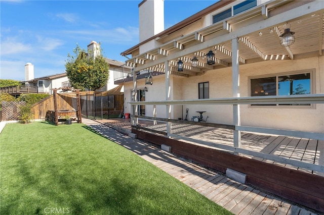 view of yard featuring fence