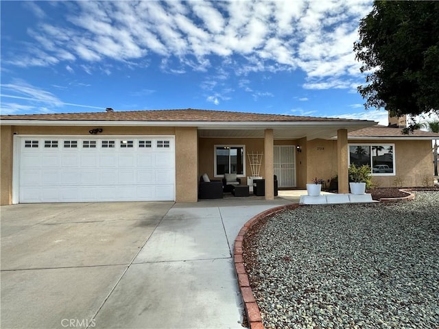 view of front facade with a garage