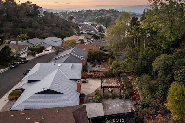 view of aerial view at dusk