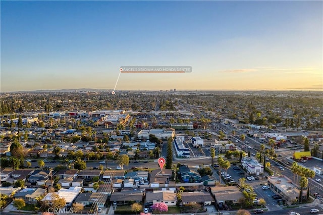 view of aerial view at dusk