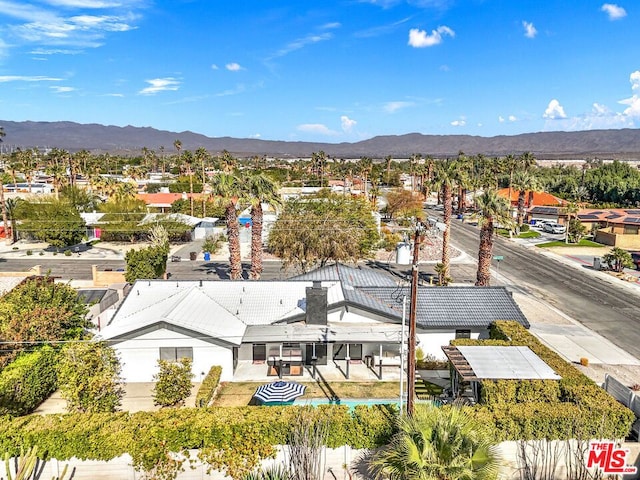 bird's eye view featuring a mountain view