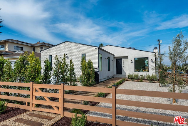 view of front of house