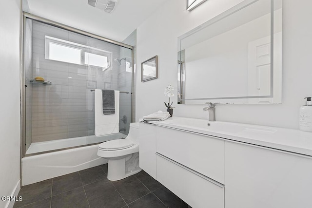 542 San Clemente Way, Camarillo, CA 93010 - bathroom with vanity, bath / shower combo with glass door, and tile patterned floors