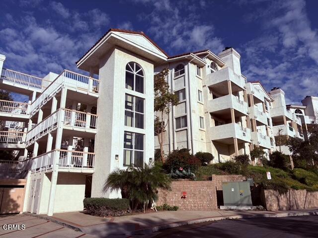 2713 Antonio Dr Unit 104, Camarillo, CA 93010 - view of apartment building / complex