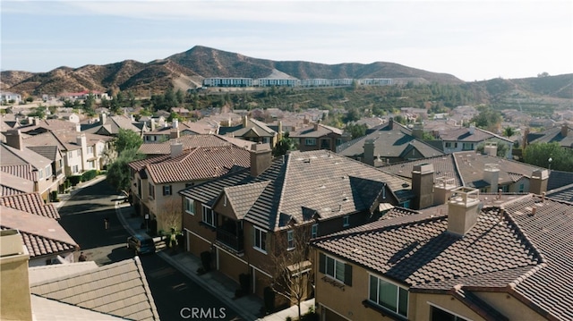 drone / aerial view with a mountain view