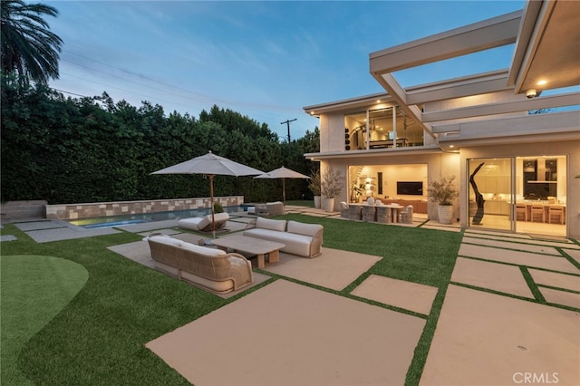 4727 Alonzo Ave, Encino, CA 91316 - exterior space with outdoor lounge area