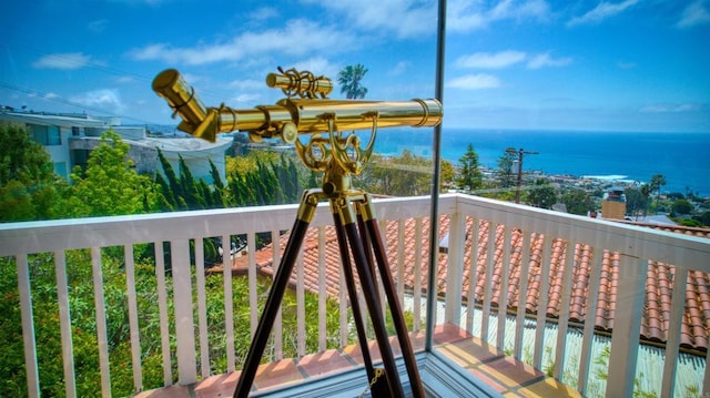 6130 Terryhill Dr, La Jolla, CA 92037 - balcony with a water view