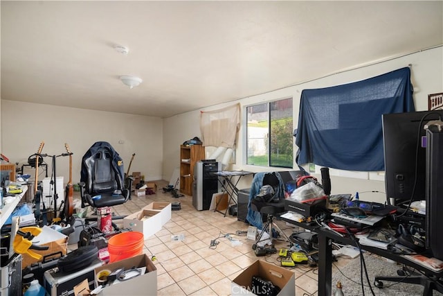 misc room featuring light tile patterned floors