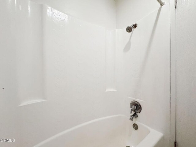 4902 Sandyland Rd Unit 244, Carpinteria, CA 93013 - bathroom featuring shower / bath combination