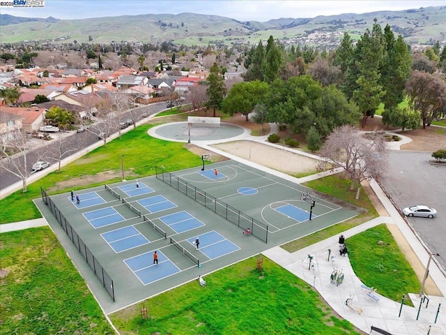 bird's eye view featuring a mountain view