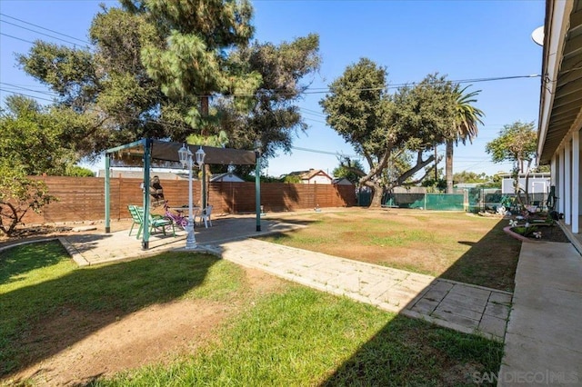 view of yard with a patio area