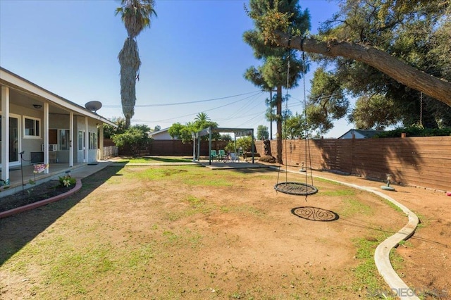 view of yard featuring a patio area